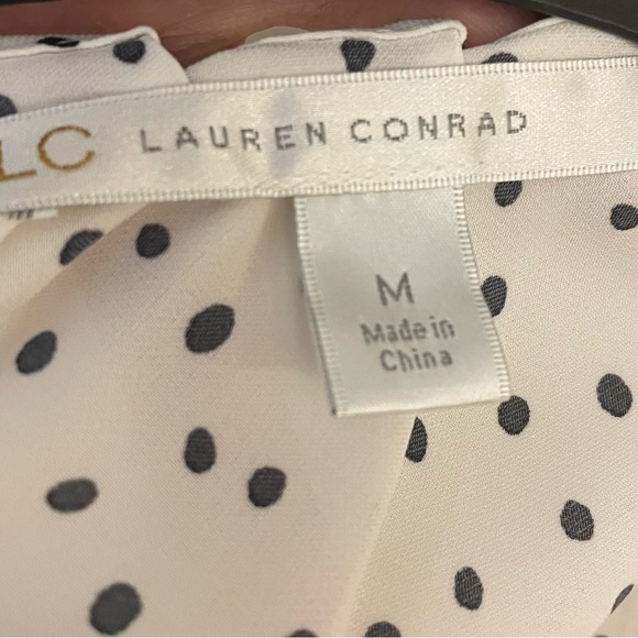 LC Lauren Conrad White Black Polka Dot Pleated Top - Size Medium - Picture 7 of 7